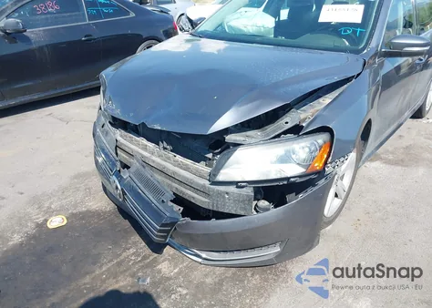 2013 Volkswagen Passat 2.5L Se из США, поврежденный, VIN 1VWBP7A35DC106323